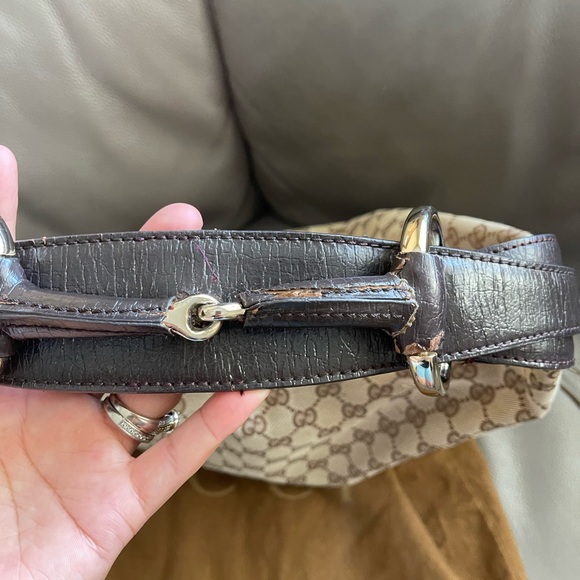 Gucci Cream and Brown Shoulder Bag - Picture 3 of 8